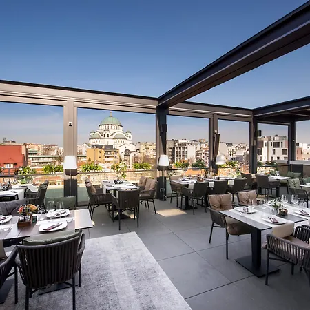 Crystal Hotel 4*