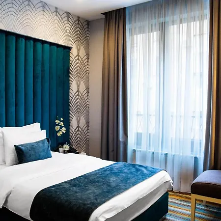 Crystal Hotel